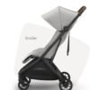 UPPAbaby Minu V3 - Passeggino da viaggio, leggero e compatto, pieghevole con una sola mano, sin dalla nascita e compatibile con l'overhead, Savannah (grigio perlato/struttura in carbonio/pelle