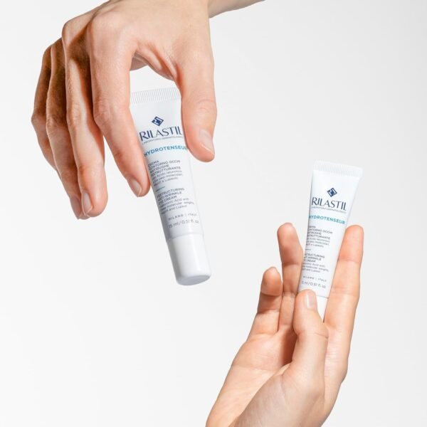 710DjQmudTL._AC_SL1500_.jpg Rilastil Hydrotenseur Crema Contorno Occhi Antirughe Idratante e Nutriente, Tripla Azione Anti Age, Anti Borse, Anti Occhiaie, Ristrutturante 15 ml