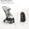 UPPAbaby Minu V3 - Passeggino da viaggio, leggero e compatto, pieghevole con una sola mano, sin dalla nascita e compatibile con l'overhead, Savannah (grigio perlato/struttura in carbonio/pelle