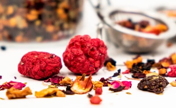 Bodyblooms Tisana Drenante e Snellente al Gusto Lampone | Infusi Pancia e Addome Donne/Uomini | Tè e Infusi Freddi e Caldi | Tisana Fredda e Calda | Infusi Freddi 100 g con Frutta in