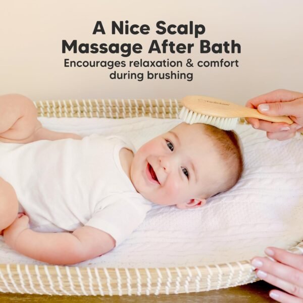 71t3n0YuIIL._AC_SL1500_.jpg Spazzola per capelli per neonati - Culla in legno naturale con morbide setole di capra - Kit pettine per capelli perfetto per la cura del cuoio capelluto per bambini piccoli