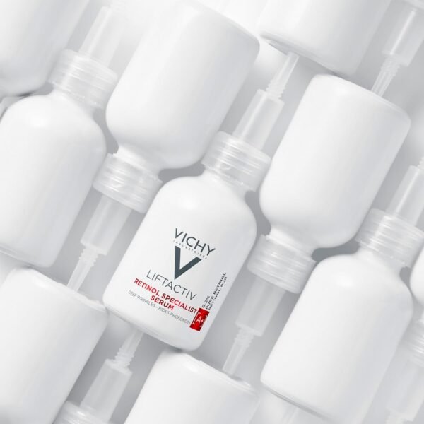 Vichy Liftactiv Specialist Retinol Serum, Siero Antietà al Retinolo, Adatto a Tutti i Tipi di Pelle, Azione Correttiva, Effetto Uniformante e Rigenerante, Formula con Tecnologia Retinol Guard, 30 ml