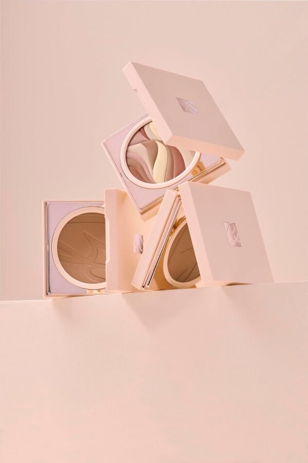 Bionike Defence Color - Polvere abbronzante Sun Touch 207 Noisette, Terra compatta per il viso, esalta guance, guance e scolpisce il viso per un aspetto naturalmente abbronzato, 10 g