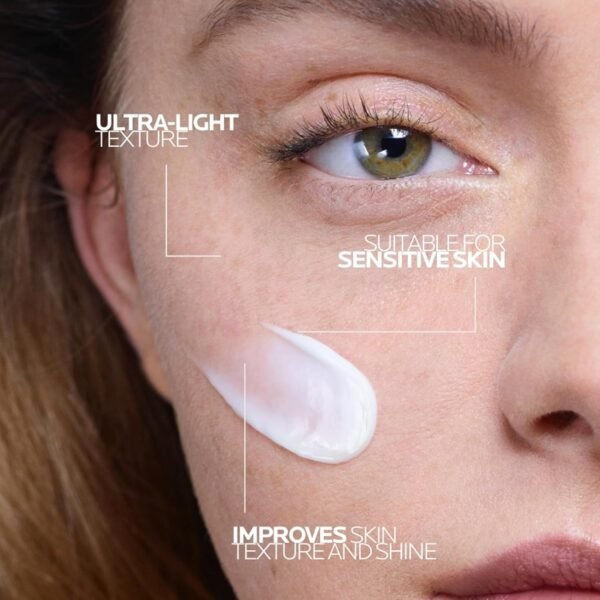 La Roche Posay Effaclar K (+), Trattamento Rinnovatore, Per Pelli Grasse, Azione Antiossidante e Seboregolatrice, Pelle Liscia e Opaca, con Vitamina E e Carnosina, 40 ml